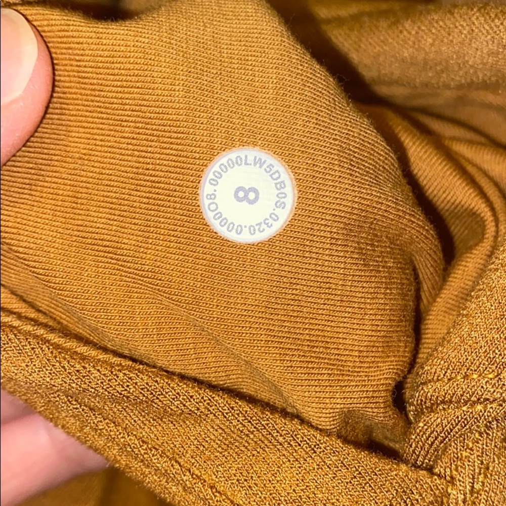 ❌SOLD❌Lululemon warm down jogger - Picture 8 of 8